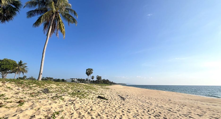 Terreno en venta en Takua Thung, Phang Nga