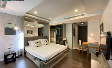 For sale 1 bed condo in Khlong Toei, Bangkok