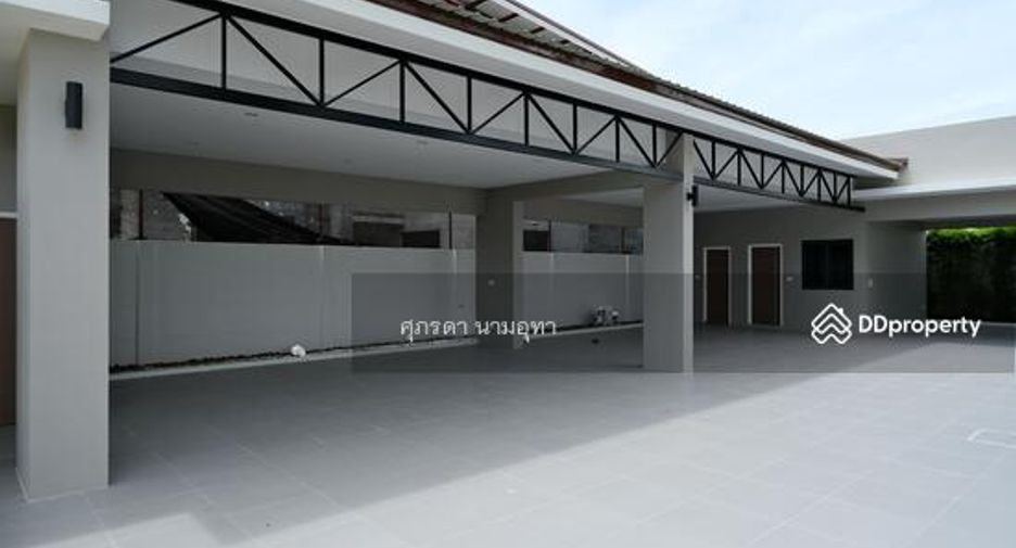 For sale 4 bedrooms house in Min Buri, Bangkok