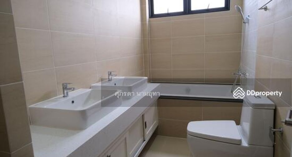 For sale 4 bedrooms house in Min Buri, Bangkok