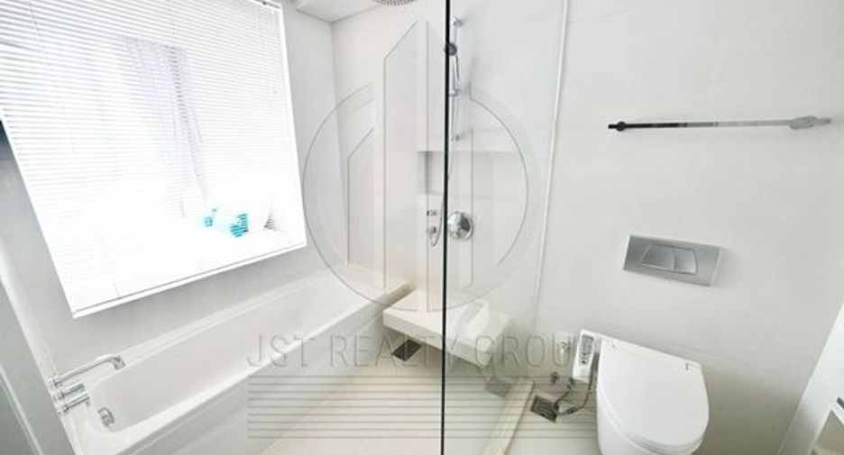 For rent and for sale 1 bed condo in Khlong Toei, Bangkok