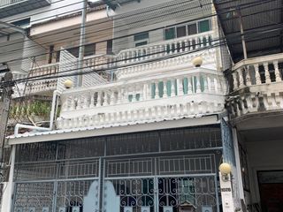 For sale 3 Beds townhouse in Din Daeng, Bangkok