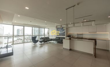 À louer et à vendre 2 chambres condo à Sathon, Bangkok