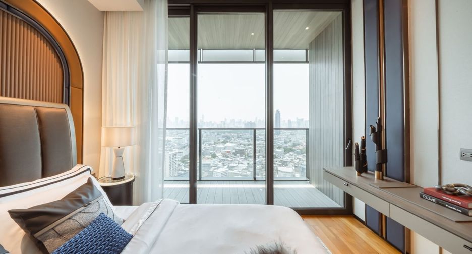 For sale 2 bed condo in Khlong San, Bangkok