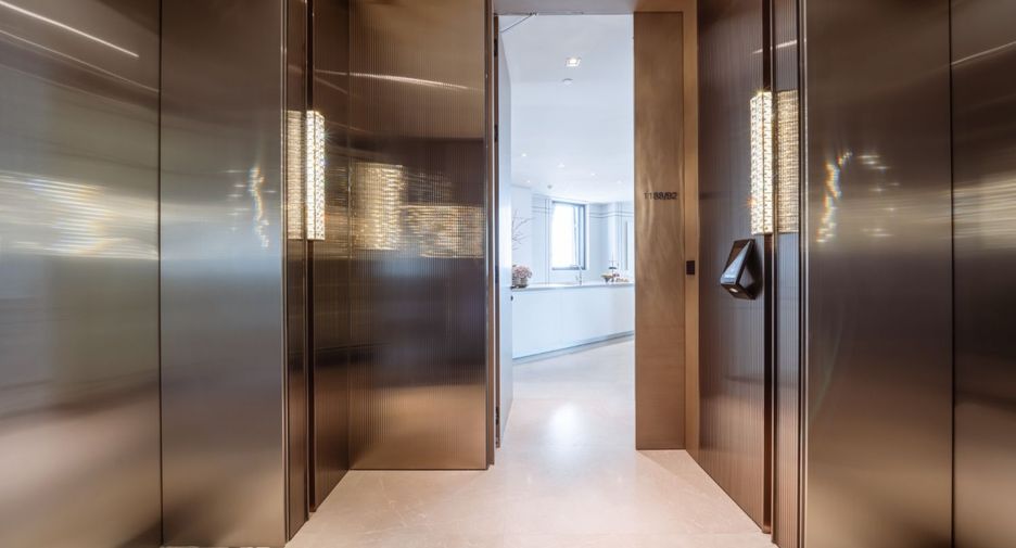 For sale 2 bed condo in Khlong San, Bangkok