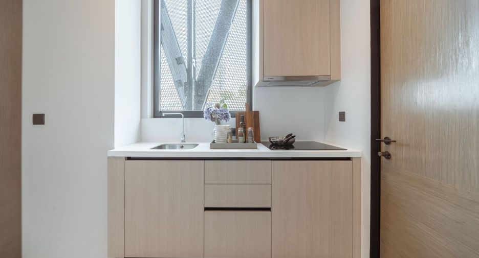 For sale 2 bed condo in Khlong San, Bangkok