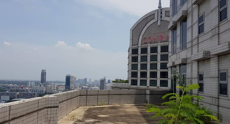 For sale 3 bedrooms condo in Pathum Wan, Bangkok
