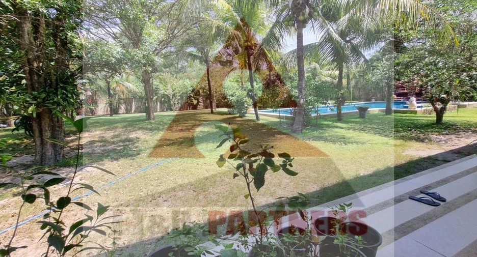 For sale 6 bedrooms villa in Hua Hin, Prachuap Khiri Khan