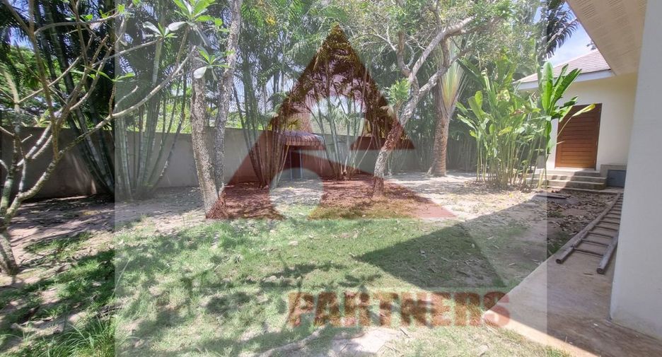 For sale 6 bedrooms villa in Hua Hin, Prachuap Khiri Khan