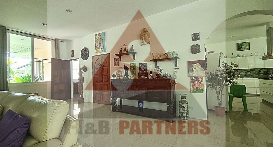 For sale 6 bedrooms villa in Hua Hin, Prachuap Khiri Khan