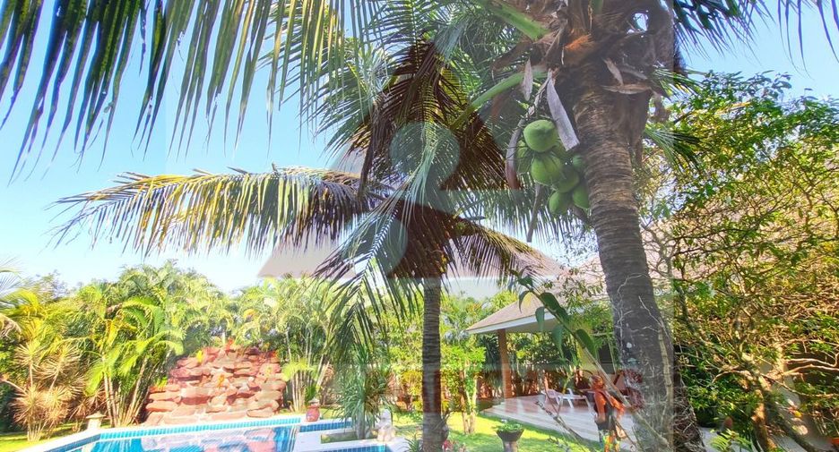 For sale 6 bedrooms villa in Hua Hin, Prachuap Khiri Khan