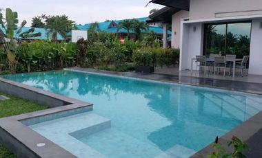 À vendre 8 chambres villa à Sattahip, Chonburi