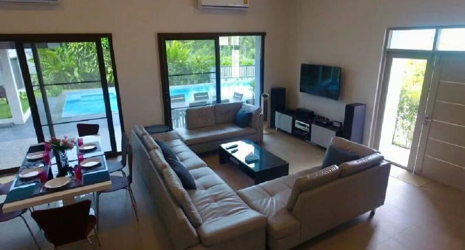 À vendre 8 chambres villa à Sattahip, Chonburi