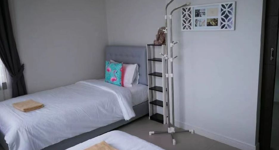 À vendre 8 chambres villa à Sattahip, Chonburi