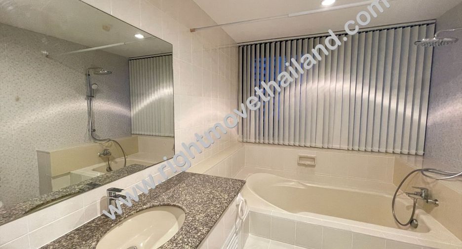 For rent and for sale 3 bedrooms condo in Watthana, Bangkok