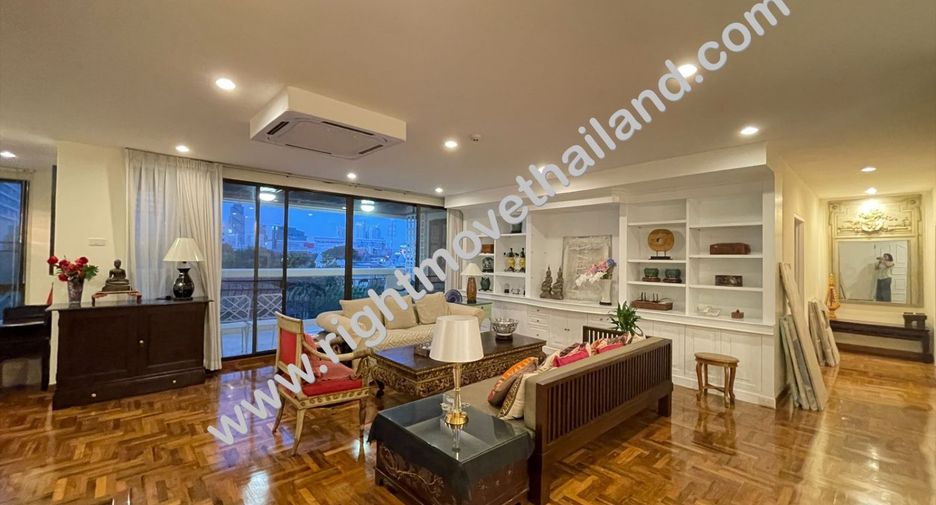 For rent and for sale 3 bedrooms condo in Watthana, Bangkok