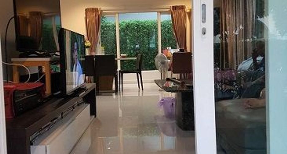 Haus zur Miete und zum Kauf mit 3 Zimmer in Prawet, Bangkok