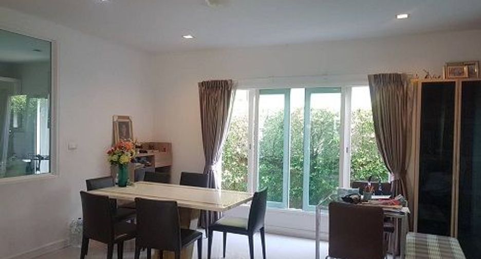 Haus zur Miete und zum Kauf mit 3 Zimmer in Prawet, Bangkok