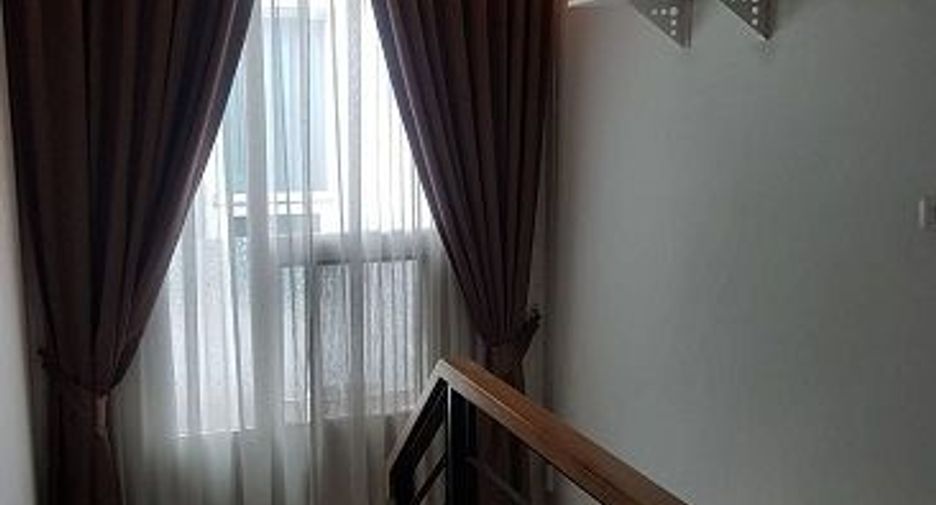 Haus zur Miete und zum Kauf mit 3 Zimmer in Prawet, Bangkok