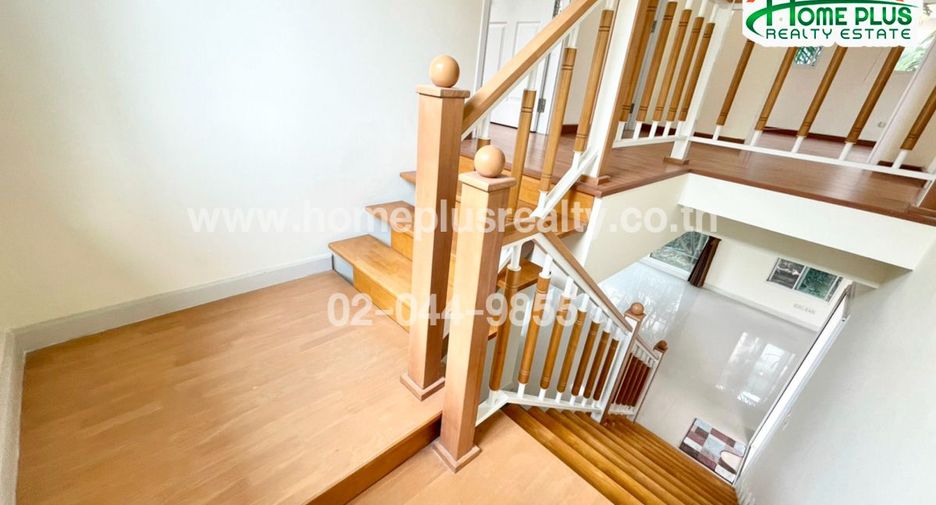 For sale 3 bedrooms house in Sai Mai, Bangkok