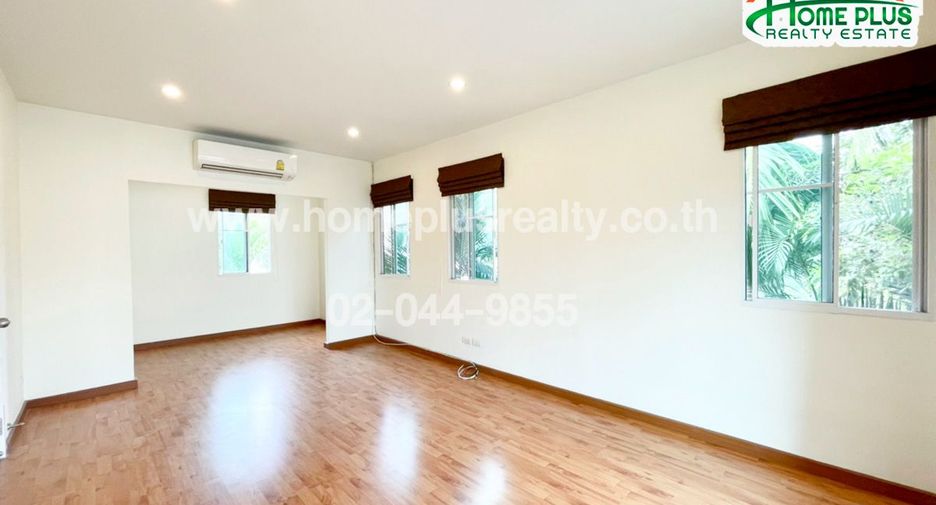 For sale 3 bedrooms house in Sai Mai, Bangkok