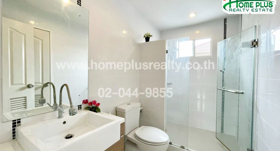 For sale 3 bedrooms house in Sai Mai, Bangkok