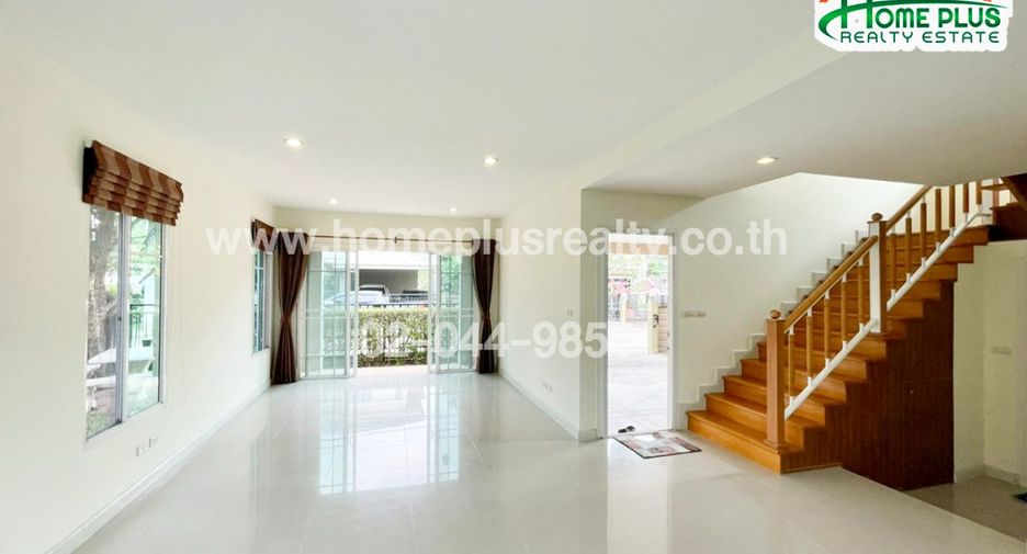 For sale 3 bedrooms house in Sai Mai, Bangkok
