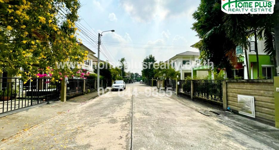 For sale 3 bedrooms house in Sai Mai, Bangkok