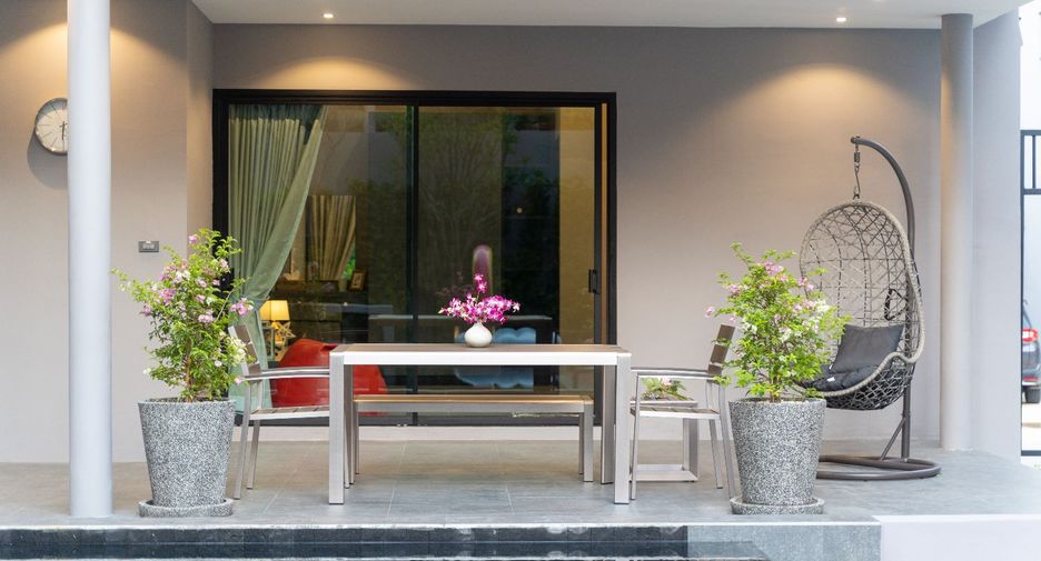 For rent 4 bedrooms villa in Thalang, Phuket