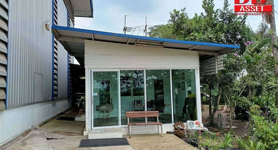 For sale warehouse in Tha Takiap, Chachoengsao