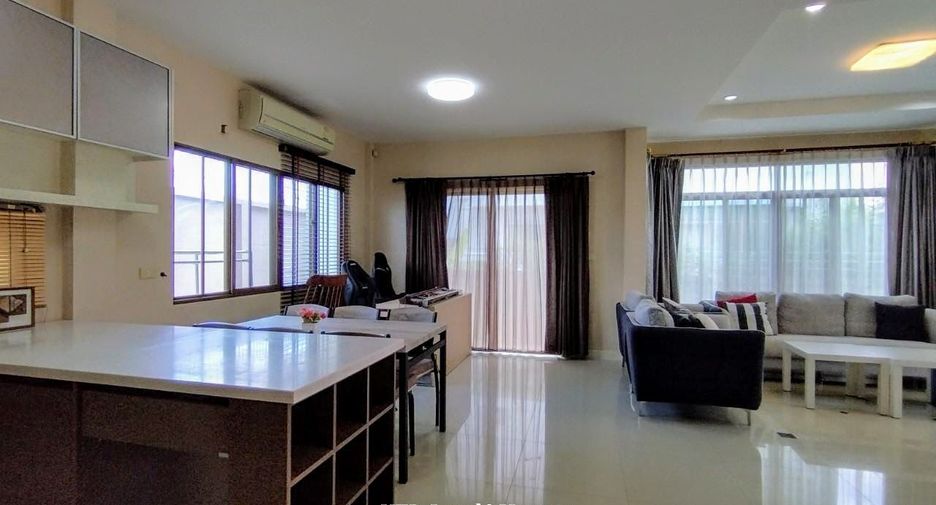 For rent 3 bedrooms house in Bang Phli, Samut Prakan