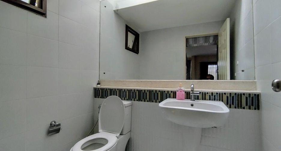 For rent 3 bedrooms house in Bang Phli, Samut Prakan