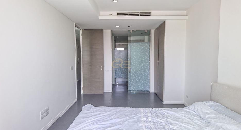 For rent 1 bed condo in Sathon, Bangkok