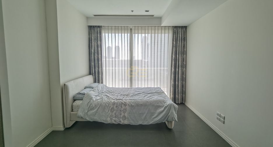 For rent 1 bed condo in Sathon, Bangkok