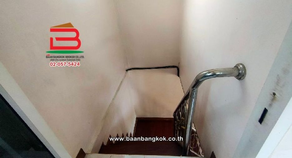 Almacén en venta de 1 habitaciones en Lam Luk Ka, Pathum Thani