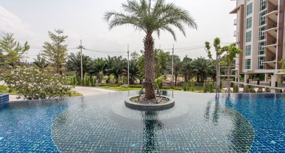 For sale 1 bed condo in Si Racha, Chonburi