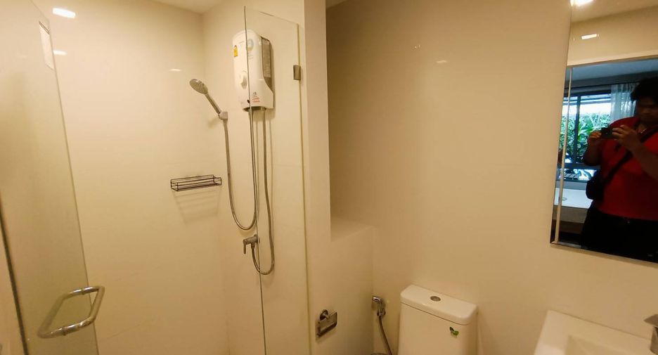 For rent 1 bed condo in Huai Khwang, Bangkok