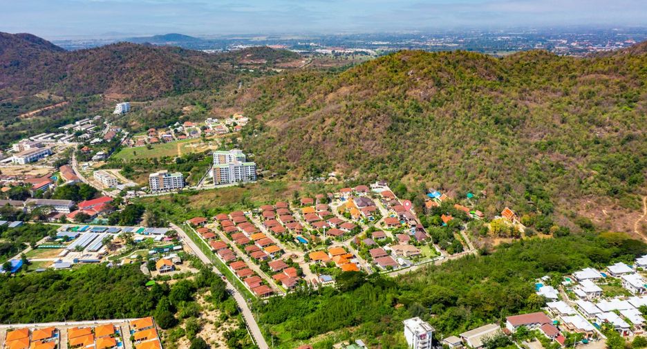 For sale 5 bedrooms villa in Hua Hin, Prachuap Khiri Khan