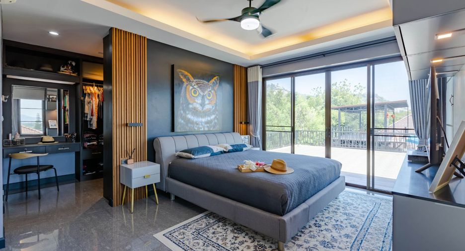 For sale 5 bedrooms villa in Hua Hin, Prachuap Khiri Khan