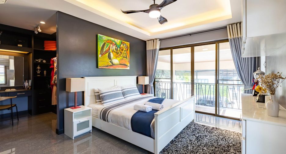 For sale 5 bedrooms villa in Hua Hin, Prachuap Khiri Khan