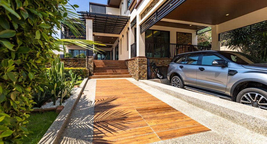 For sale 5 bedrooms villa in Hua Hin, Prachuap Khiri Khan