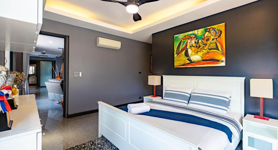 For sale 5 bedrooms villa in Hua Hin, Prachuap Khiri Khan