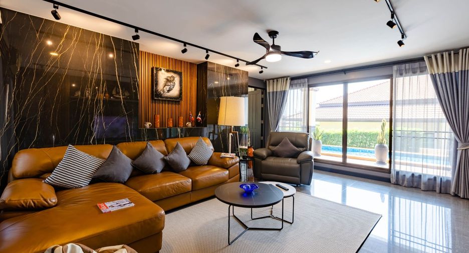 For sale 5 bedrooms villa in Hua Hin, Prachuap Khiri Khan