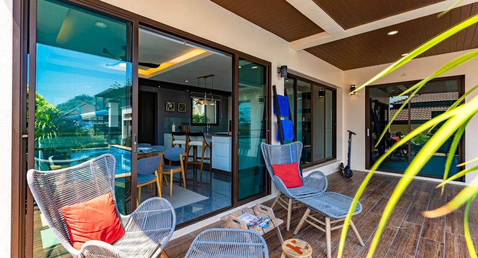 For sale 5 bedrooms villa in Hua Hin, Prachuap Khiri Khan