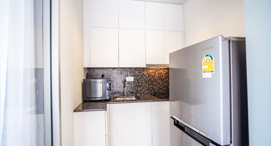 For sale 1 bed condo in Klaeng, Rayong