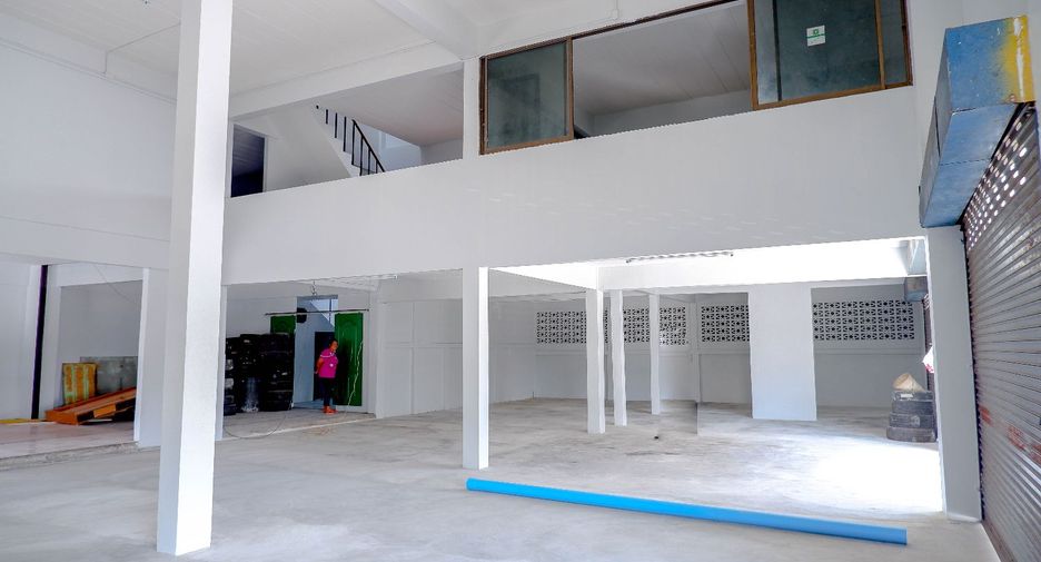 For rent and for sale 5 bedrooms house in Mueang Phuket, Phuket