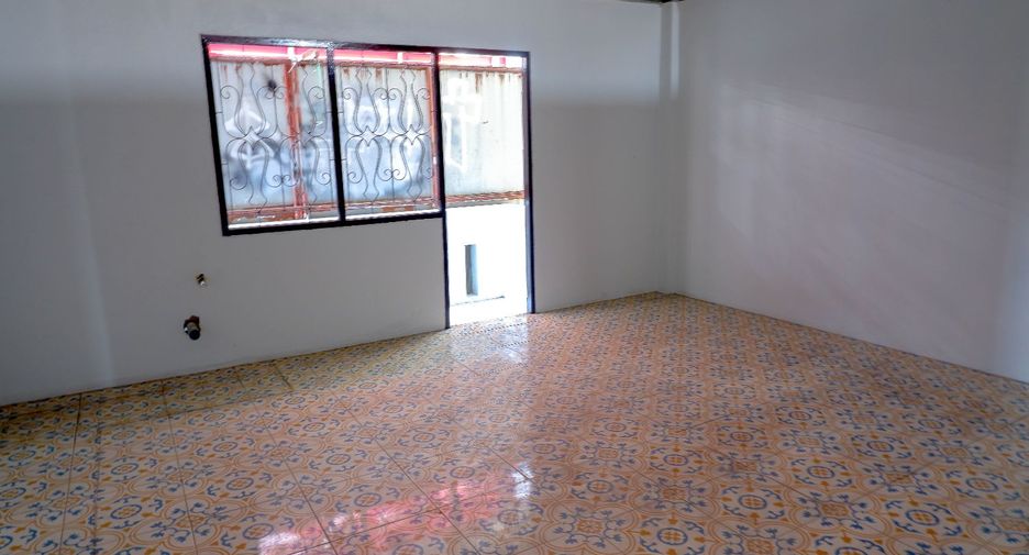 For rent and for sale 5 bedrooms house in Mueang Phuket, Phuket