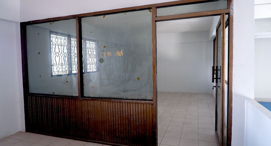 For rent and for sale 5 bedrooms house in Mueang Phuket, Phuket