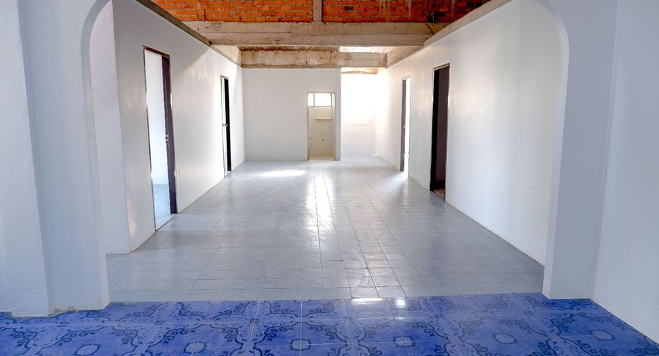 For rent and for sale 5 bedrooms house in Mueang Phuket, Phuket