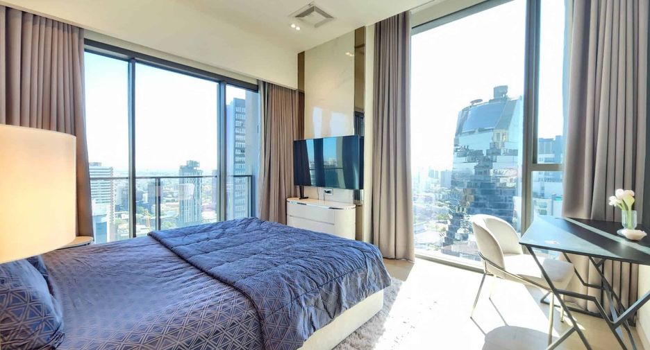 Condo en alquiler y en venta de 3 habitaciones en Khlong Toei, Bangkok